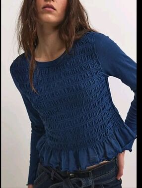 Free People We The Free Sylvie Smocked Ruffle Top Blue Large